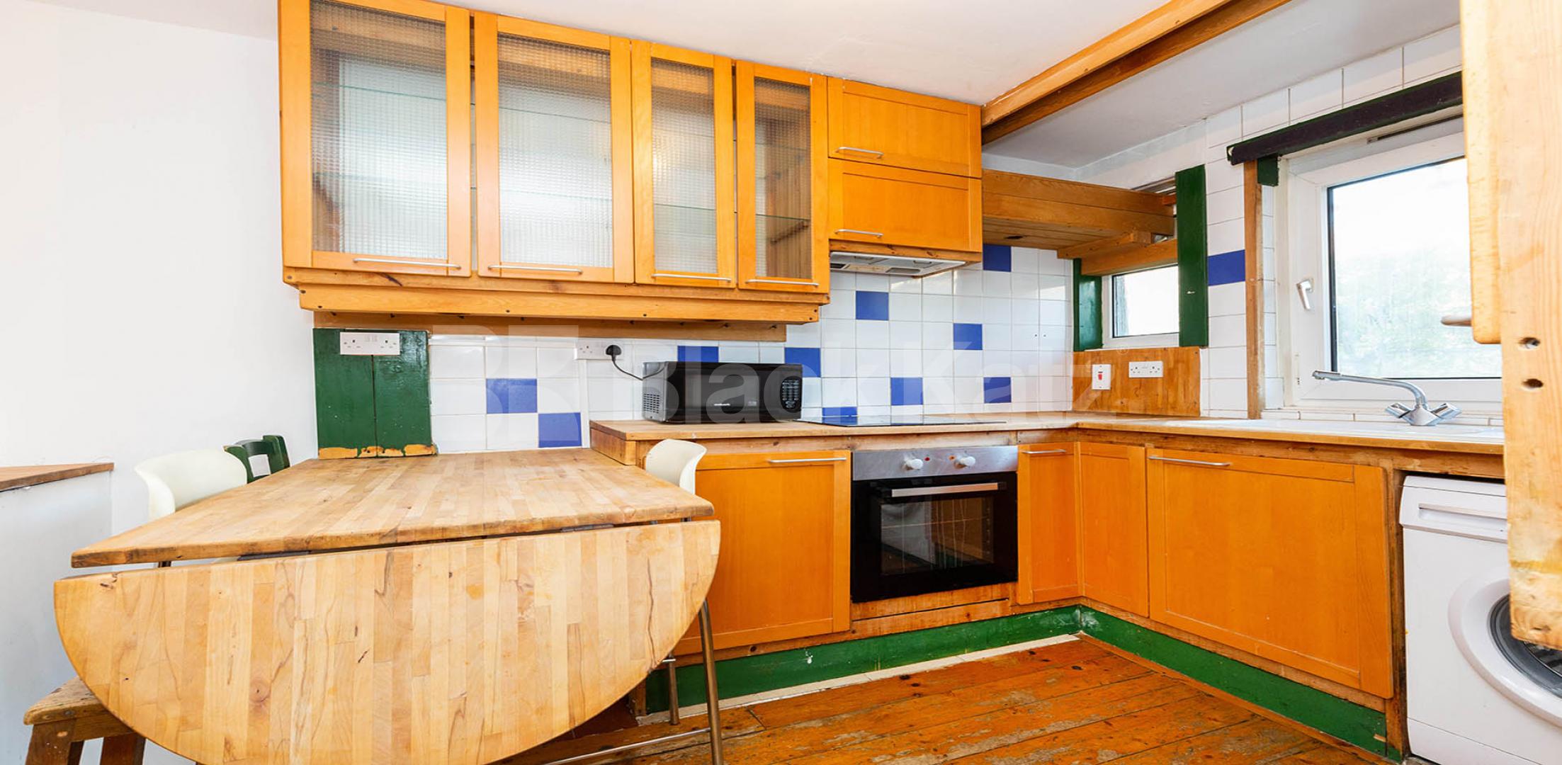 			3 Bedroom, 1 bath, 1 reception Flat			 Bayham Street, Camden / Kings Cross